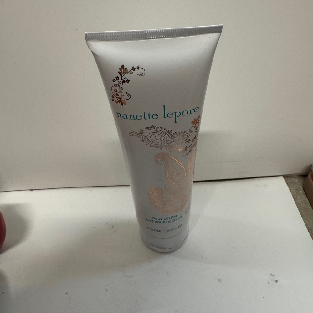 Nanette Lepore Perfumed Body Lotion 6.8 OZ